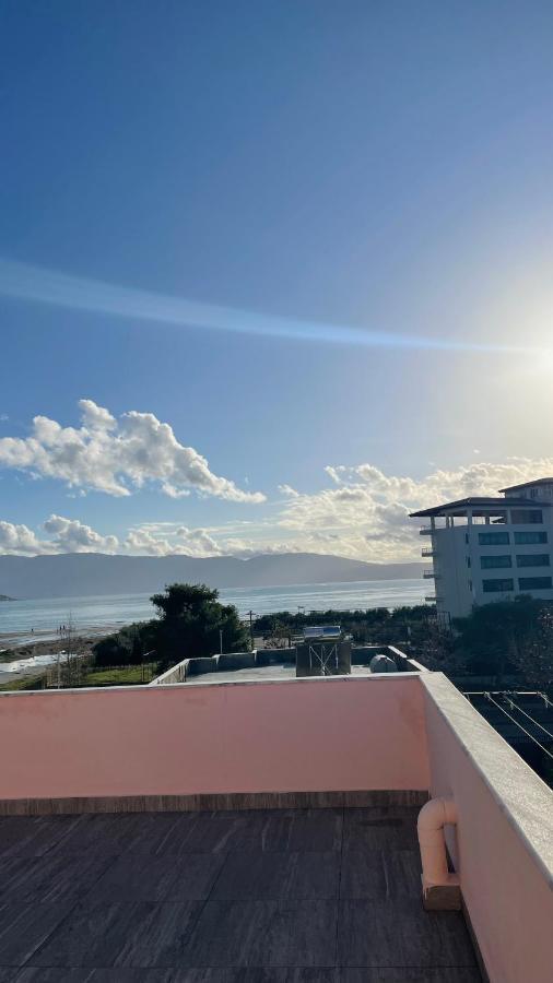 Vila Osmenaj Rent Room Or Apartment Vlore Luaran gambar
