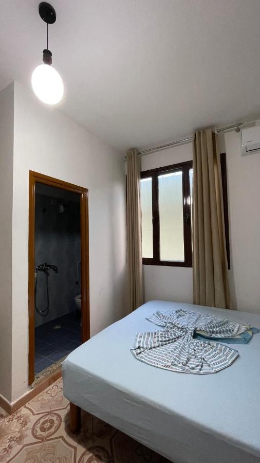 Vila Osmenaj Rent Room Or Apartment Vlore Luaran gambar