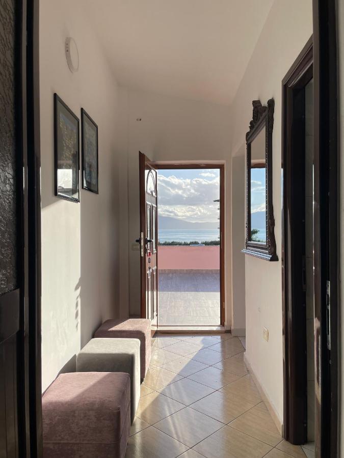 Vila Osmenaj Rent Room Or Apartment Vlore Luaran gambar